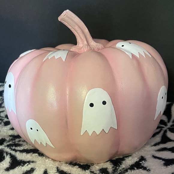 NEW HTF PINK 🩷👻 PUMPKIN with White Ghosts Tik Tok Viral PInKoWeen - Picture 1 of 5